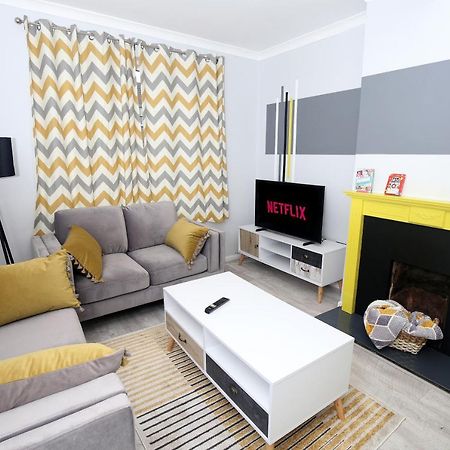 Apartamento 3-Bed House With Parking Near London O2 Exterior foto