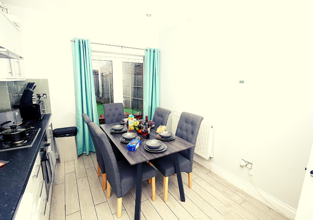 Apartamento 3-Bed House With Parking Near London O2 Exterior foto